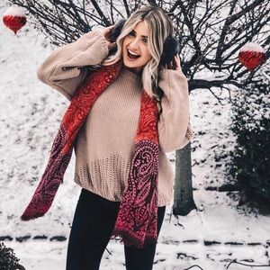 TAN KNIT SWEATER HOODIE